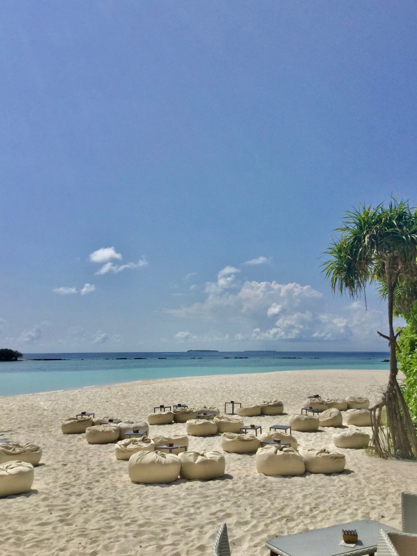 Wyspa resortowa. Orivaru. Malediwy. Wyspa resortowa. Orivaru. Malediwy.
