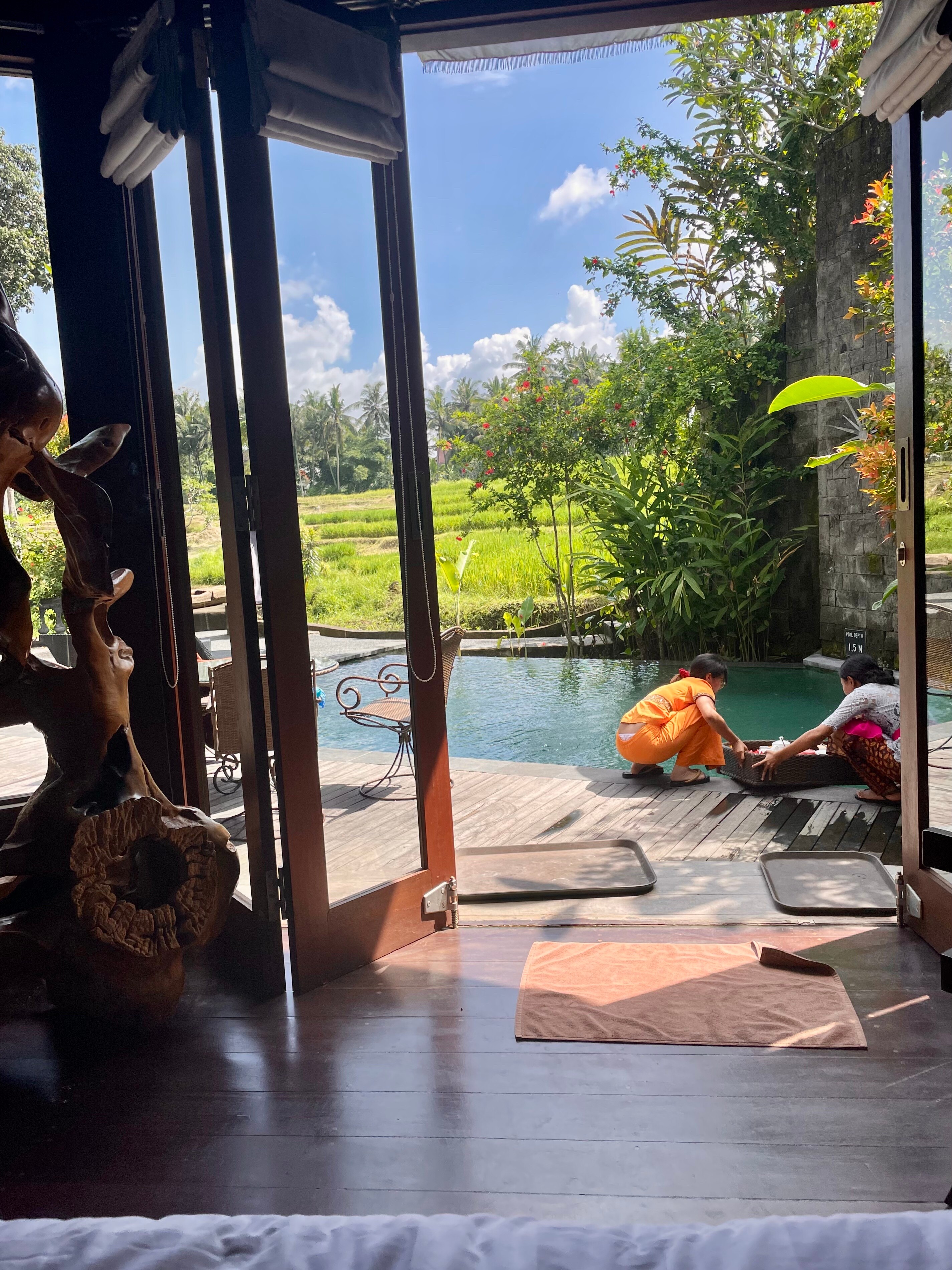 Floating breakfast, Bali